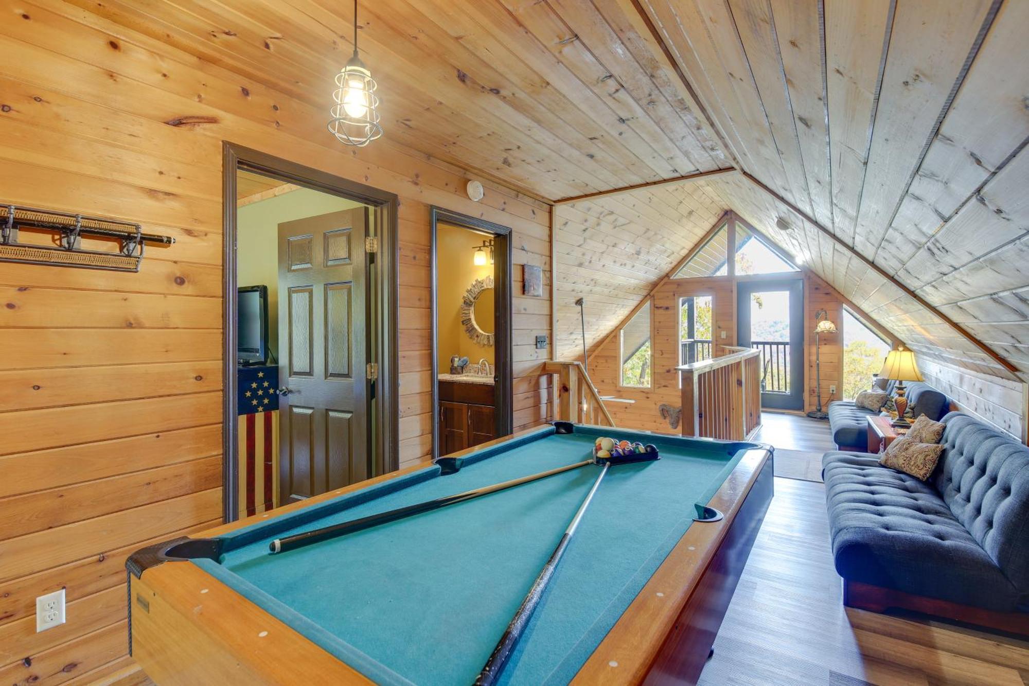 Above And Beyond Pigeon Forge Cabin With Prime Views! מראה חיצוני תמונה