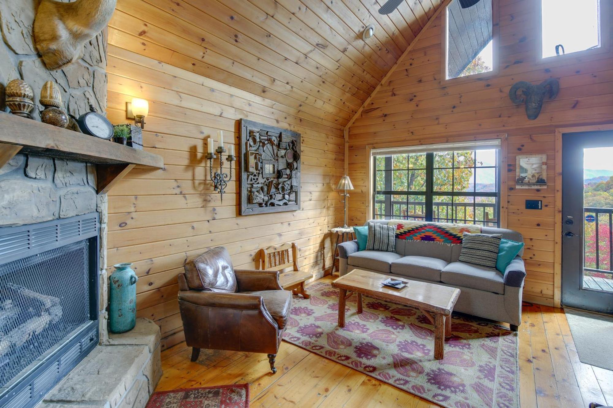 Above And Beyond Pigeon Forge Cabin With Prime Views! מראה חיצוני תמונה